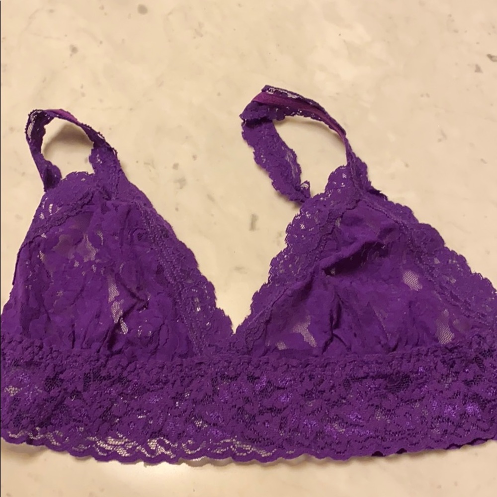 Hanky Panky purple lace bra. Size S.